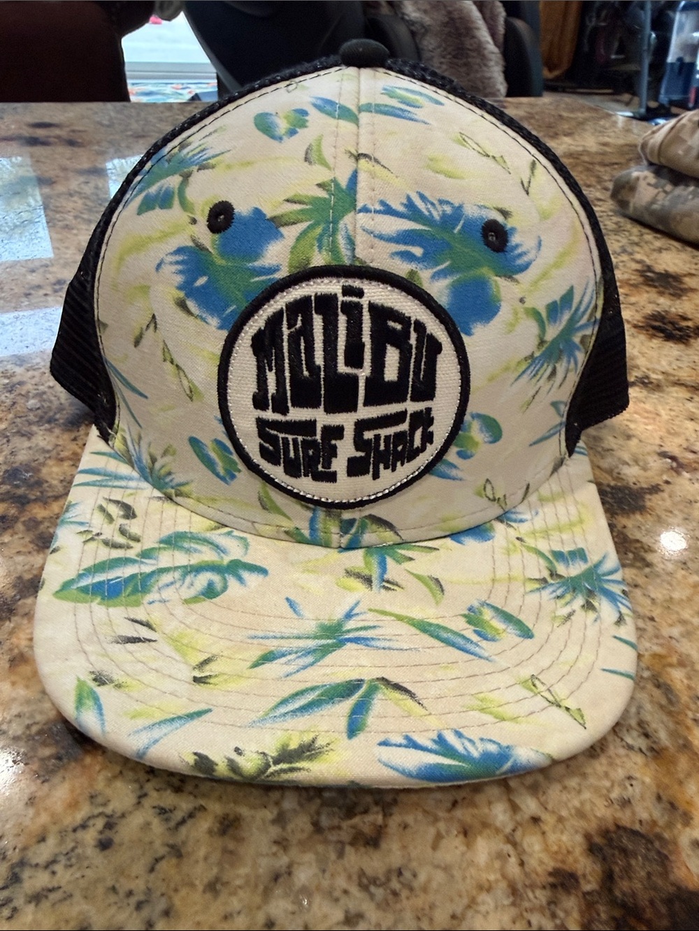 New Malibu Surf Mod Vint adj Shack Collector Floral Trucker Hat - Blue/Green